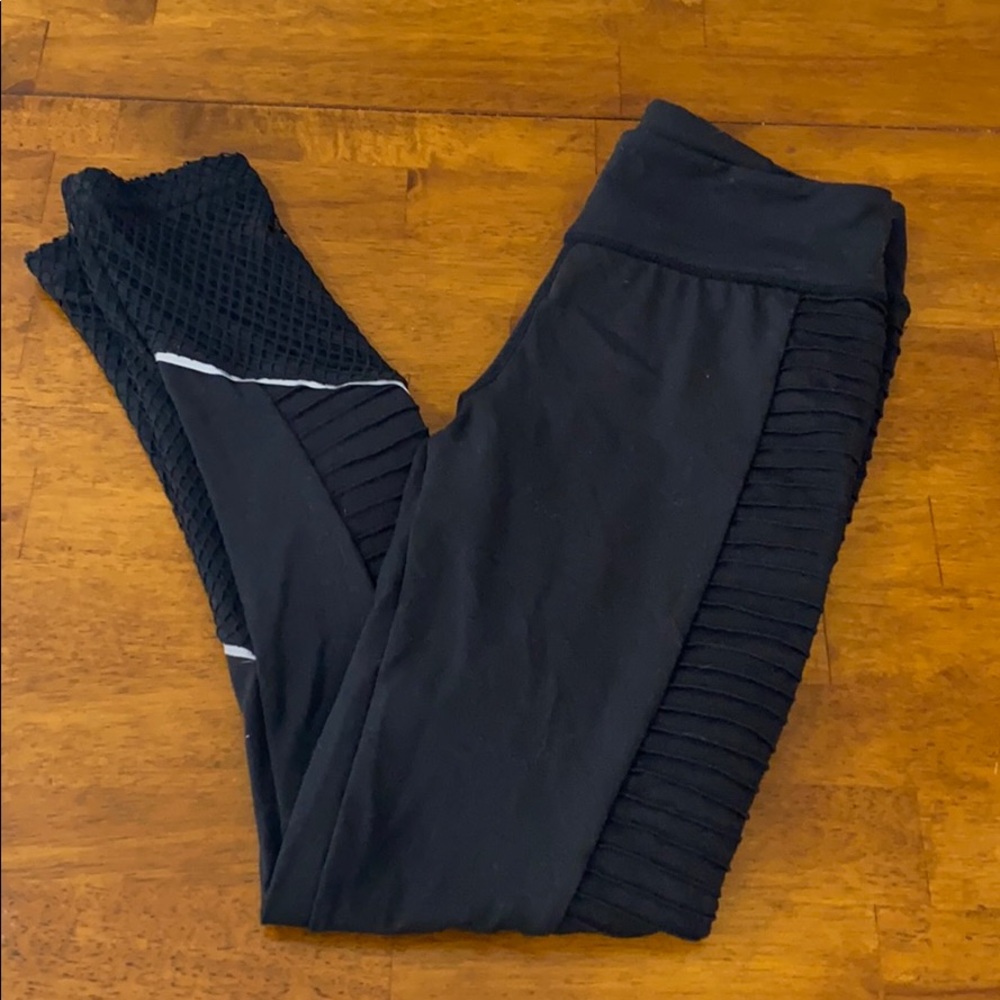 2/$20 Black leggings